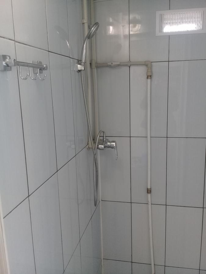 Lastochka Hotel Zaliznyi Port Buitenkant foto